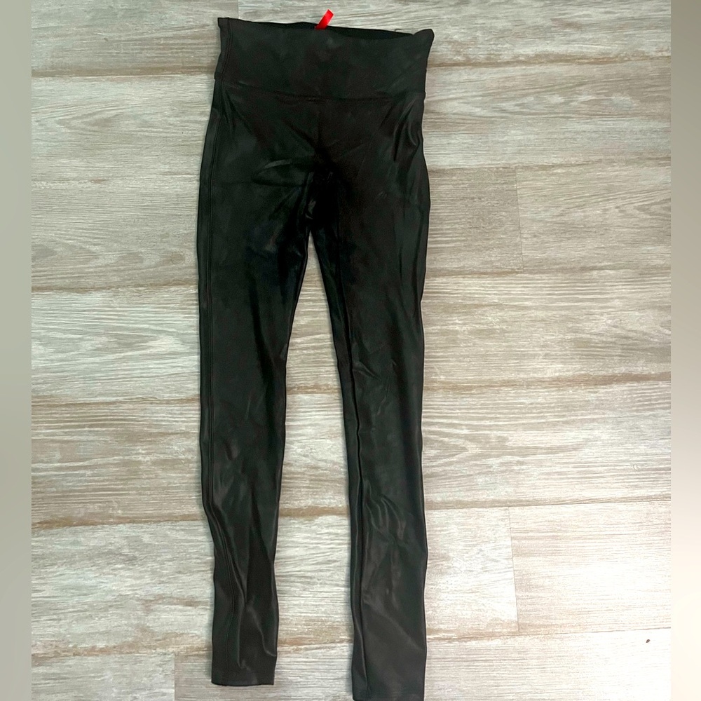 Spanx Faux leather leggings small
